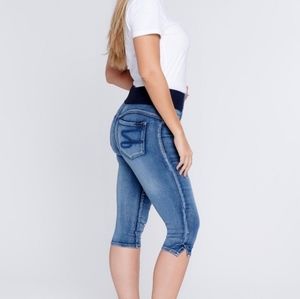 Seven7 Jeans Skimmer High Rise Capris